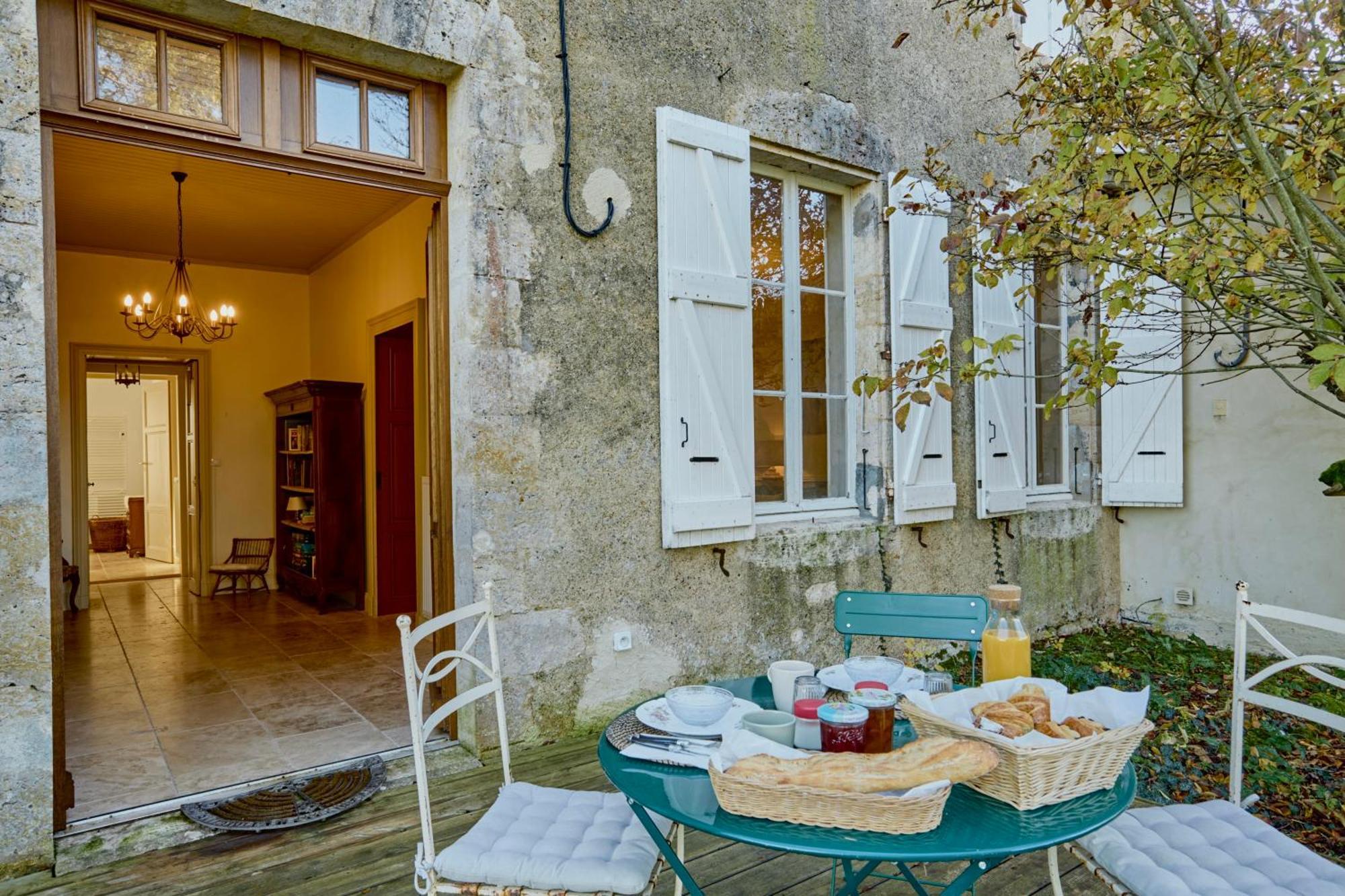 Chambres D'Hotes De Charme Avec Piscine - Le Clos Boissiere Valence-sur-Baïse Extérieur photo